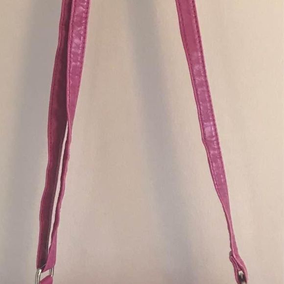 Candies Hot Pink Crossbody Bag Faux Leather 10 X 8 Inches - Picture 1 of 5